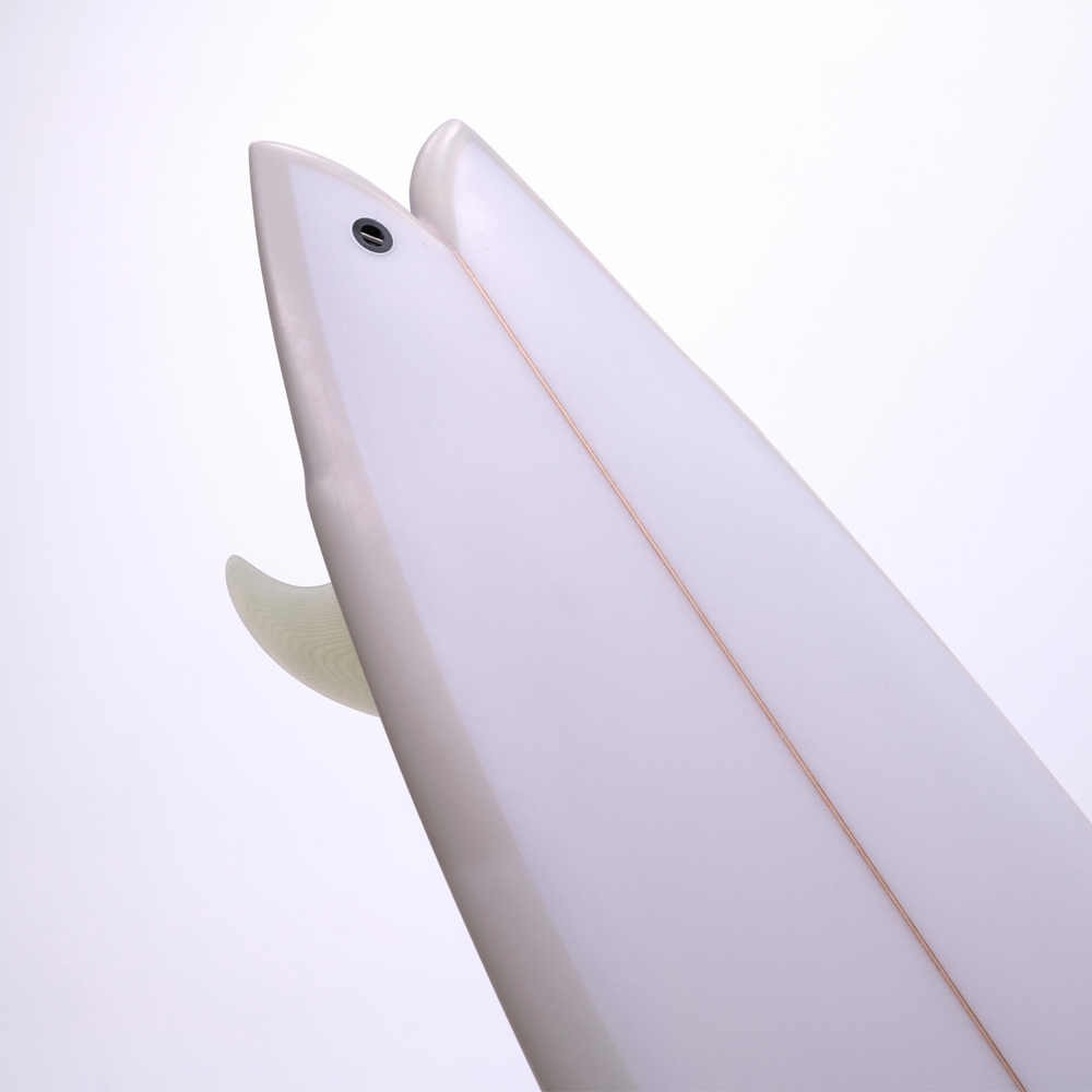 Space Hawk Twin Fin + Rear Stabiliser